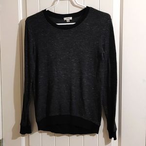 WILFRED Aritzia XXS black and gray long sleeves sweater top shirt